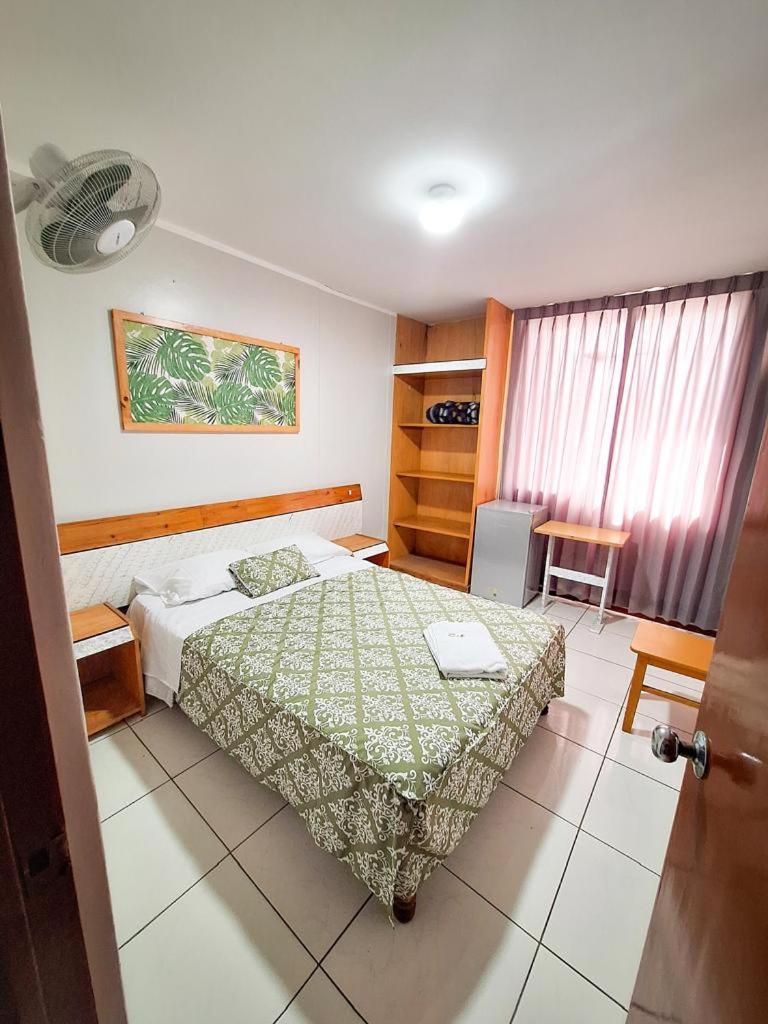 Hostal Montecarlo 카마나 외부 사진